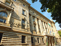 18.08.2012 16:59:25
Fujifilm FinePix HS20EXR
Budapest (Heimfahrt)
Rumänien 2012
Rumänien