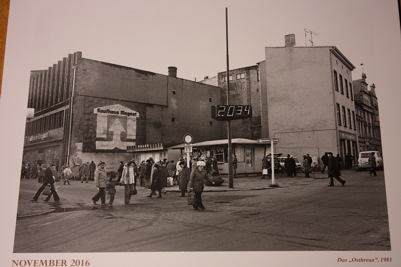 &copy; <a class='unglow' target='_blank' href='https://de.wikipedia.org/wiki/Harry_Hardenberg'>Harry Hardenberg</a>
16.10.2015 23:05:43
Stralsund, wie es gestern war
Galerie